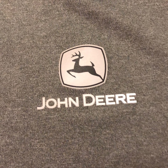 NWOT Men’s John Deere T-Shirt - Picture 2 of 4